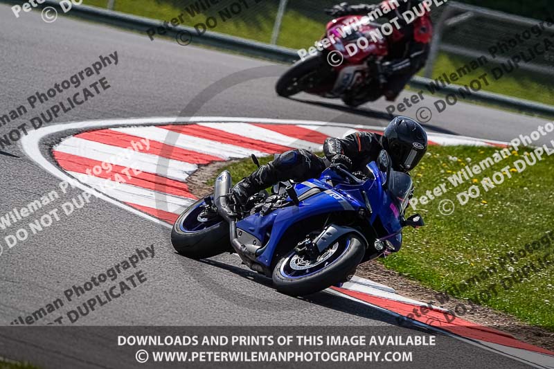 donington no limits trackday;donington park photographs;donington trackday photographs;no limits trackdays;peter wileman photography;trackday digital images;trackday photos